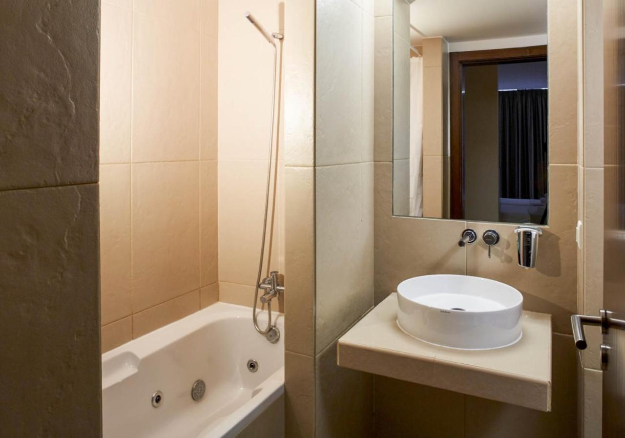 Salgados T3 - Vista Piscina Apartment กีอา ภายนอก รูปภาพ